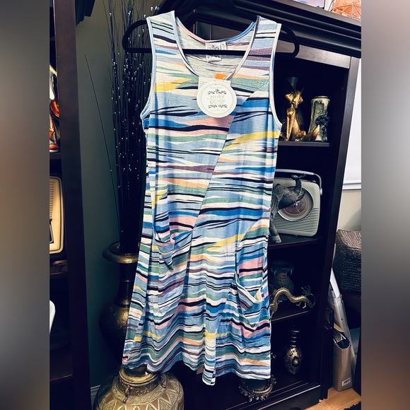 Summery T-shirt Dress Tank A-Line midi shift in muted tones. Sz S NWT 18” p2p - Picture 3 of 3